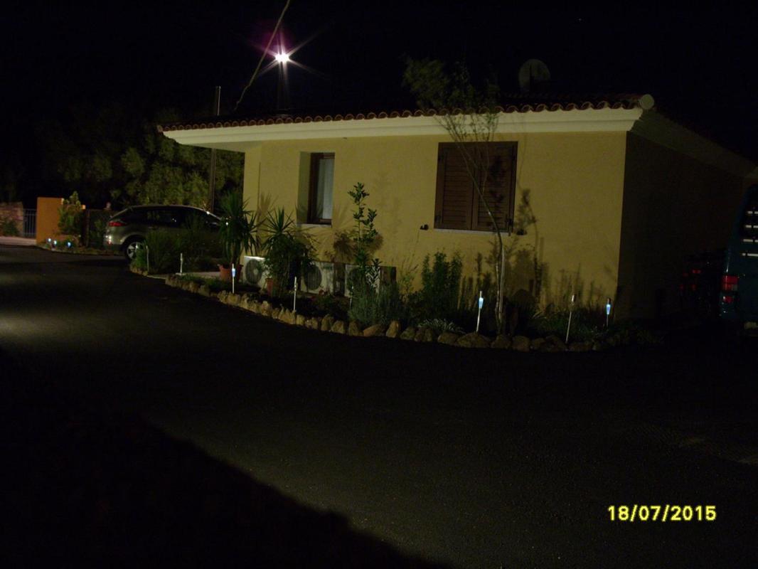 Casadelfaro Con Giardino A Pittulongu 600Metri Dalla Spiaggia オルビア エクステリア 写真